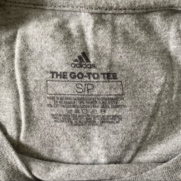 Adidas go-to Tshirt - Picture 2 of 4